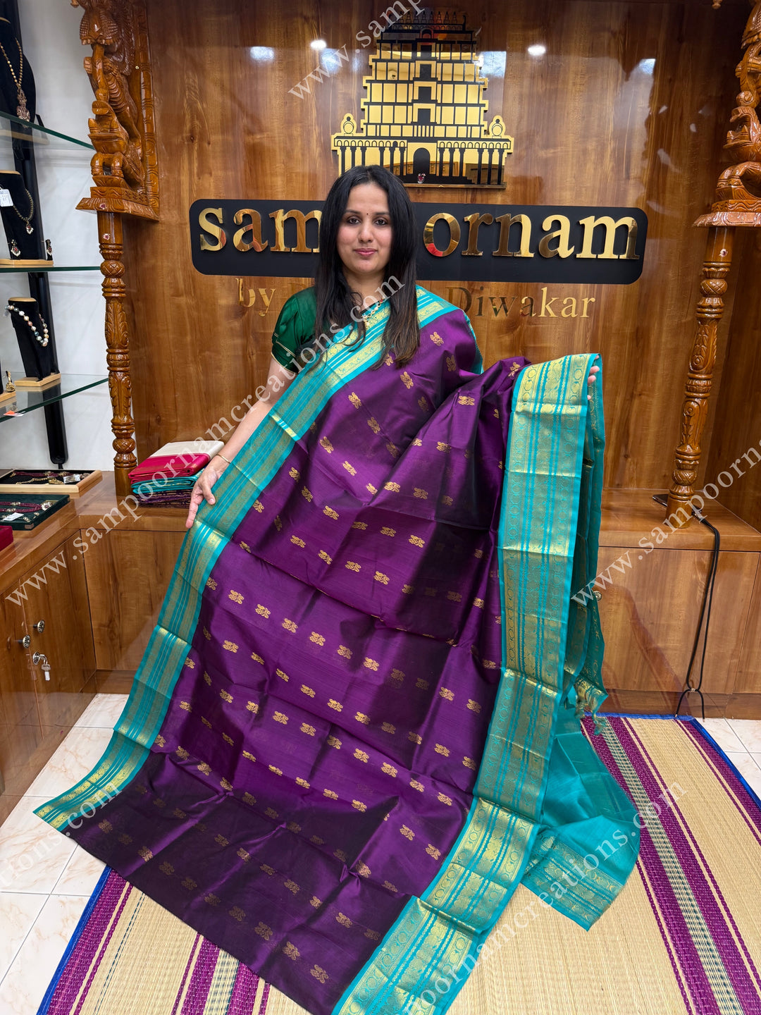 Vadamalli with Turquoise Blue , Rich Zari butta in the body and Traditional Kanchi borders , rich Pallu Korvai Silk Cotton Sareee