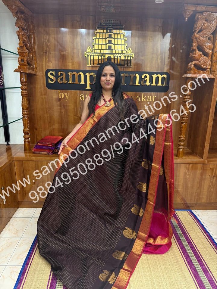 Coffee Brown with Magenta  Annam Motif zari buttu in the borders , zari checks in the body and rich Pallu Silk Cotton Saree
