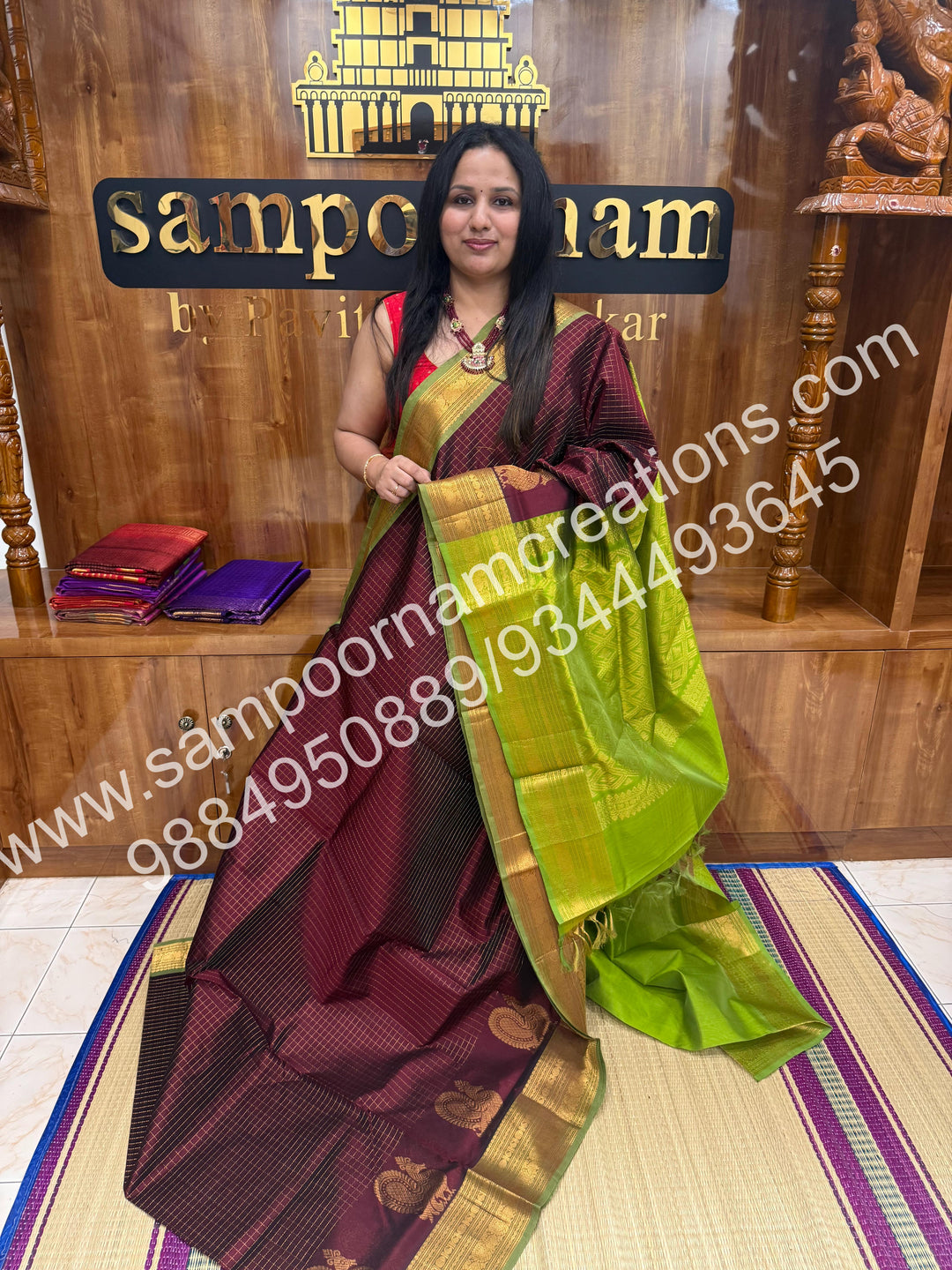 Brown with Green , Annam Motif zari buttu in the borders , zari checks in the body and rich Pallu Silk Cotton Saree