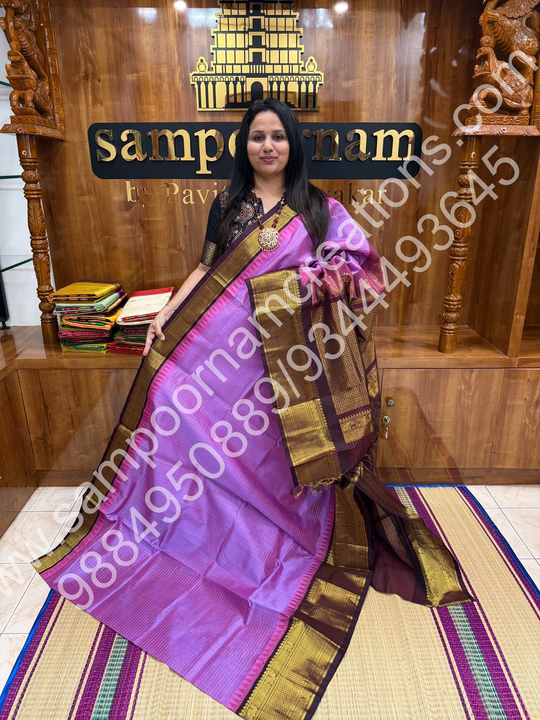 Lavender with Arakku  , rich Zari Kattam in the body , traditional One side Long border and rich Pallu Korvai Silk Cotton Saree