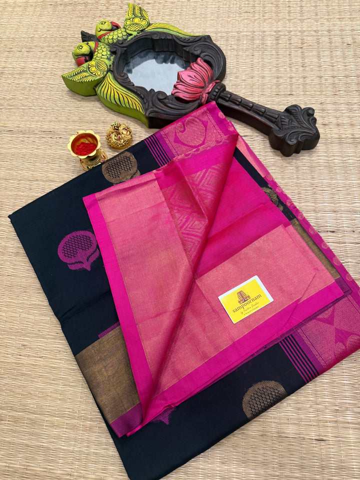 Black with Pink ,paithani inspried rich floral butta in the body,traditional borders and rich pallu semi silk cotton saree