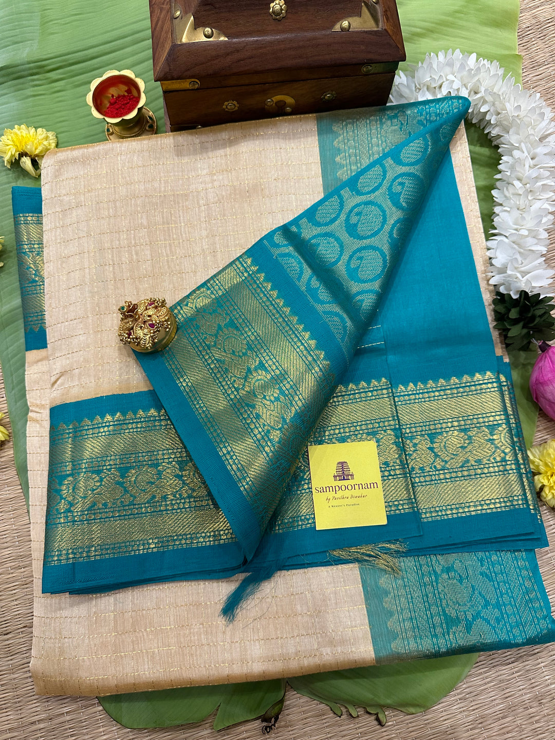 Offwhite with Sea Green , Body Zari Kattam , Rich Kanchi Border and Grand Pallu Korvai Silk Cotton Saree