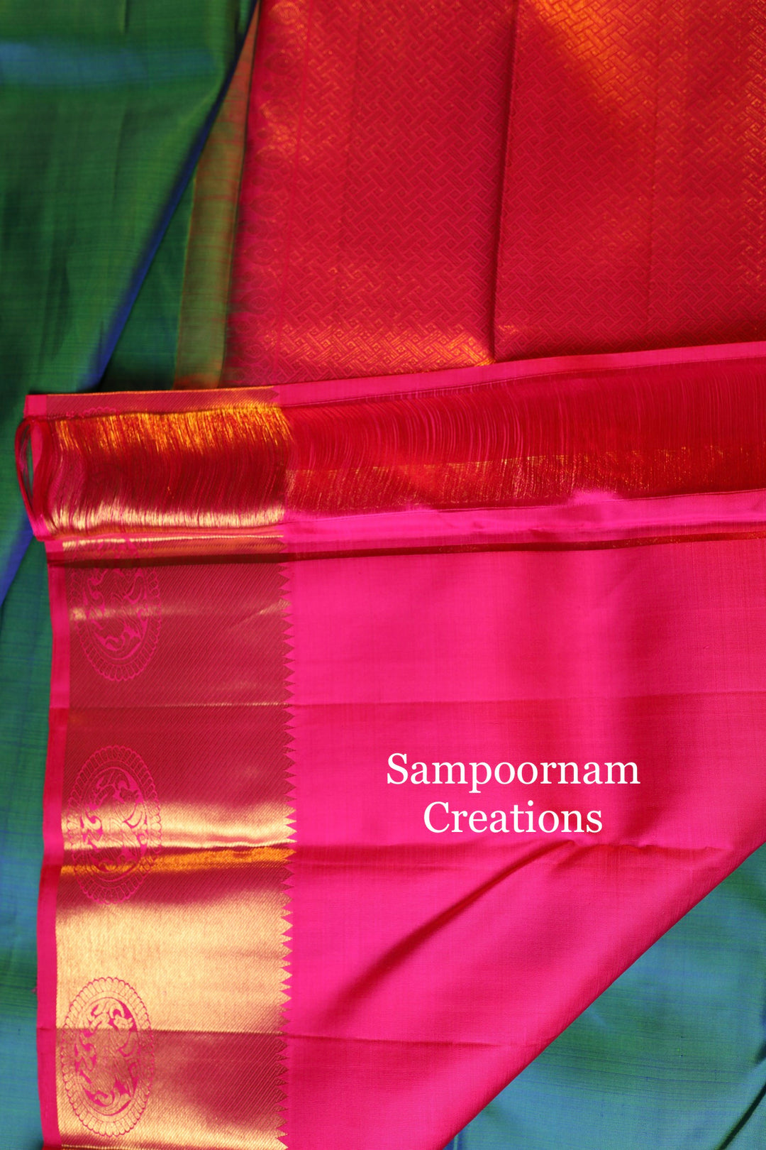 A Classic Mayil Kazhuthu/Pink with Horse Zari Rich Butta with Rich Pallu Kanjivaram Silk Saree