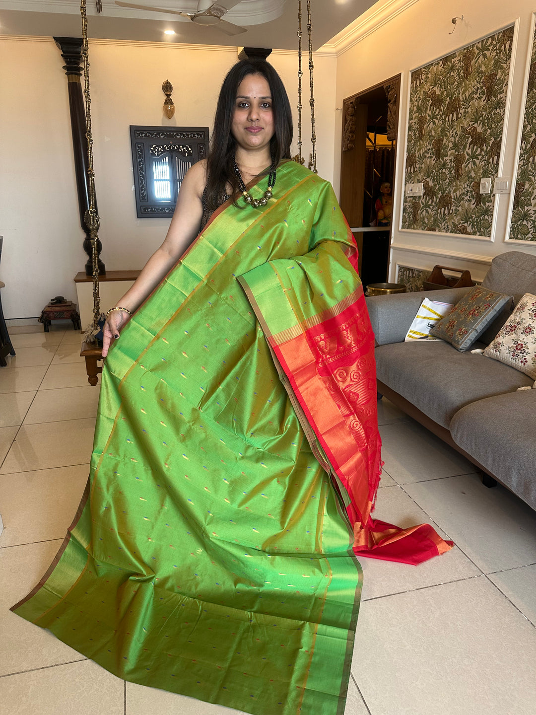 Green with red ,paithani inspried rich butta in the body,traditional borders and rich pallu semi silk cotton saree