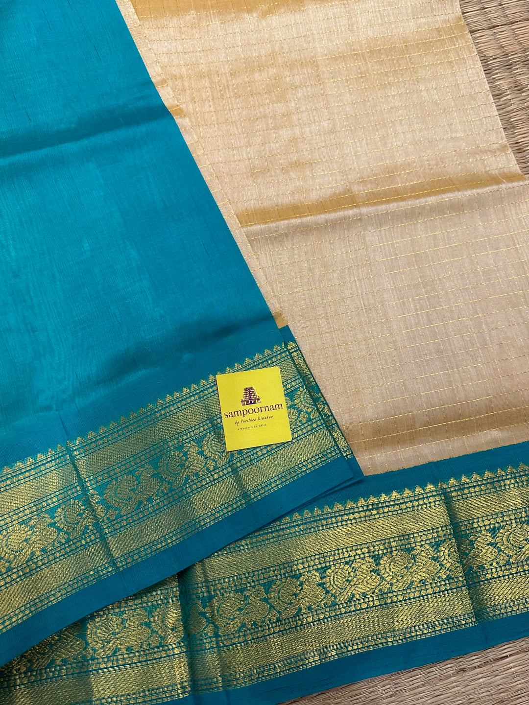 Offwhite with Sea Green , Body Zari Kattam , Rich Kanchi Border and Grand Pallu Korvai Silk Cotton Saree