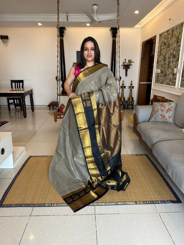 Grey with Black Podi Kattam with Body Butta, Mayil border & Rich Pallu Korvai Silk Cotton Saree