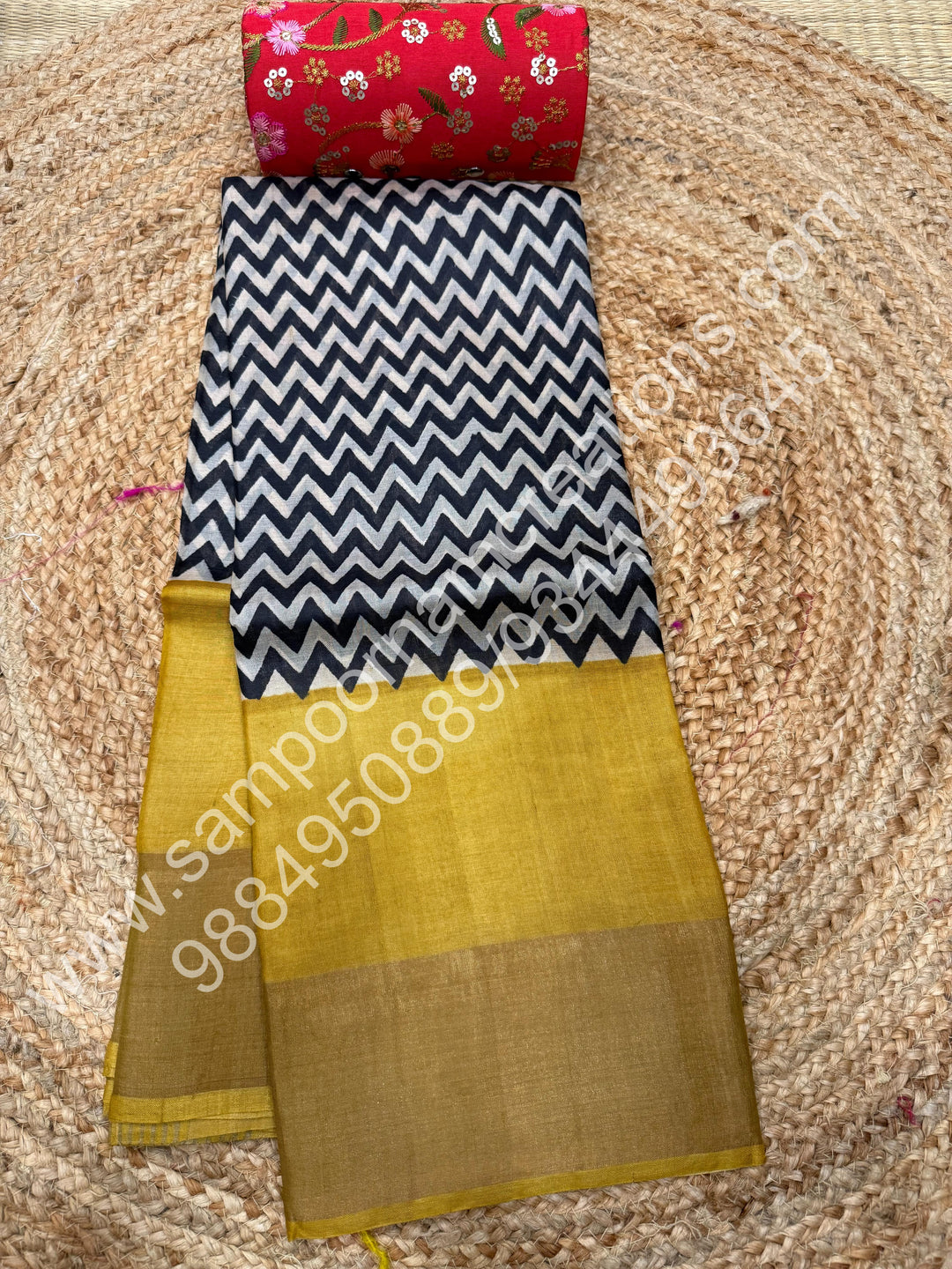 Fenugreek with Offwhite, Geometrical Prints in the Body, Pure Tussar Silk Saree