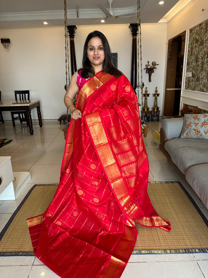 Chilli Red Mayil Chakram Silk Cotton Saree