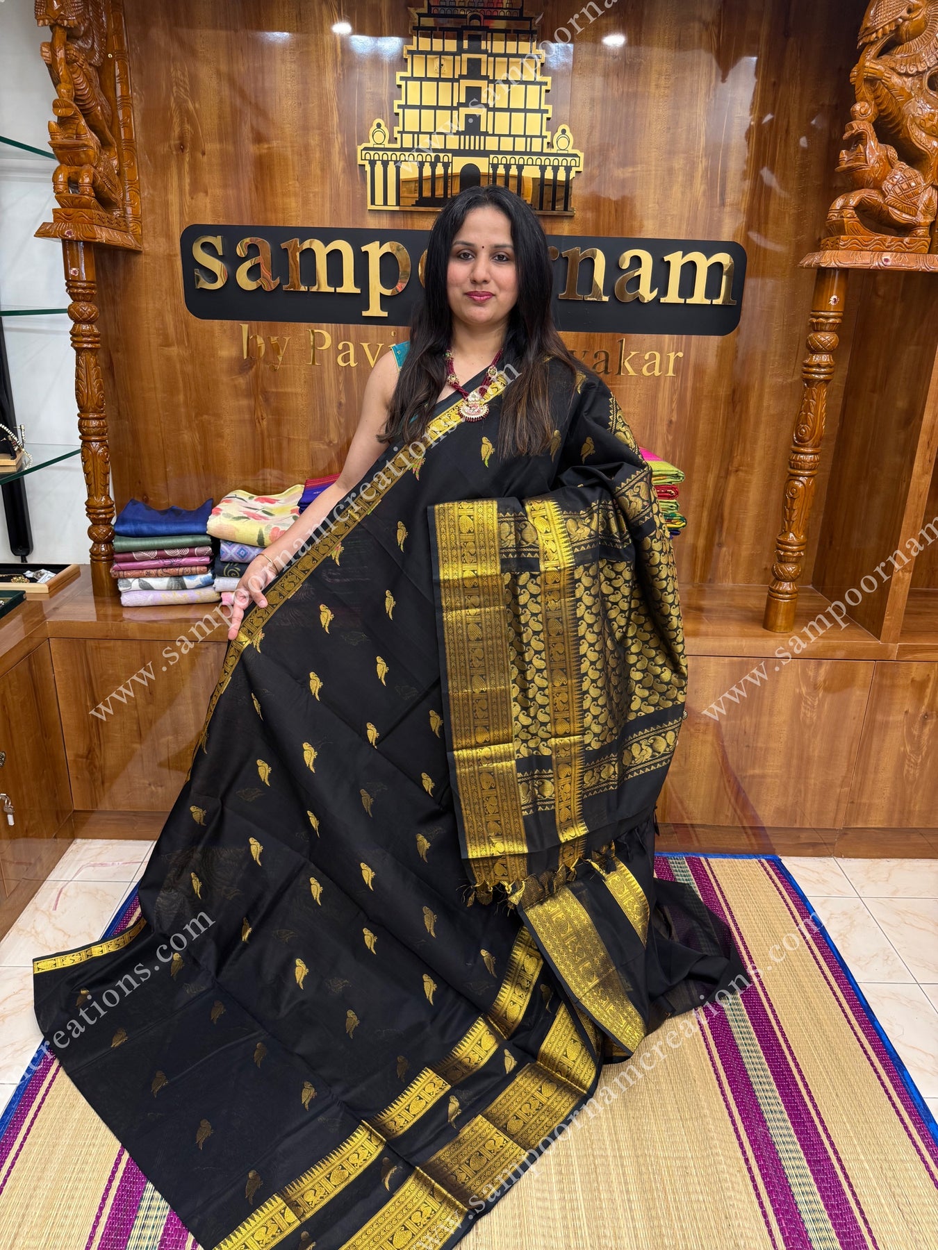 Sam Butta Pastel Green with Red , rich Zari butta in the body , traditional Kanc ...