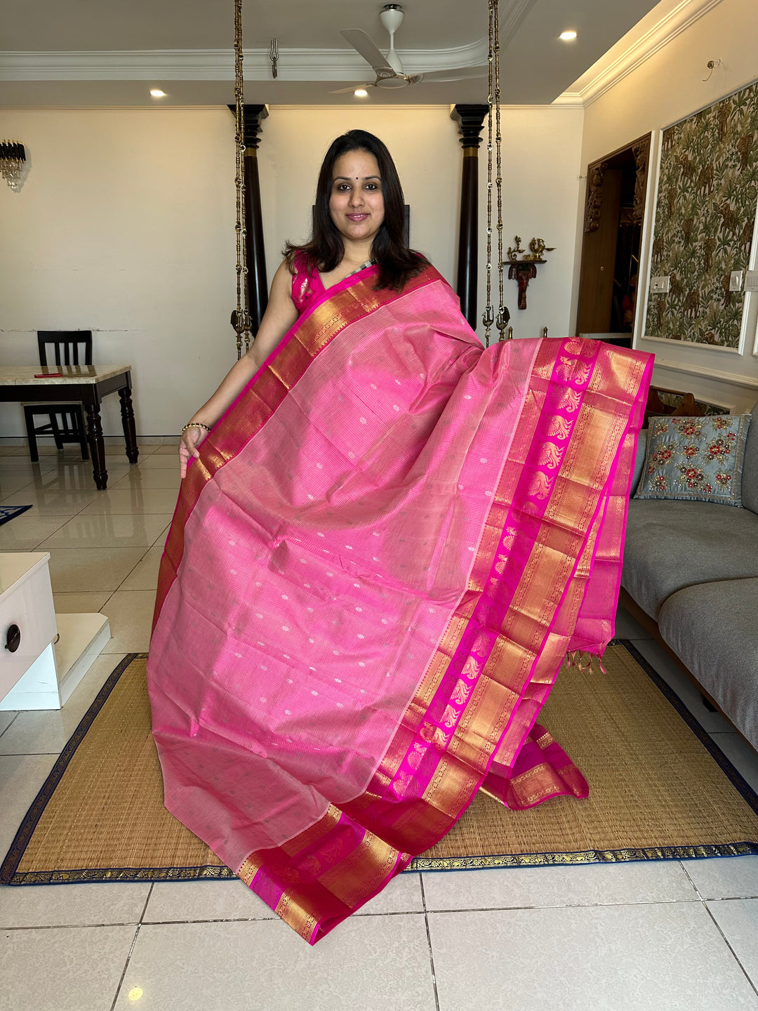 Light Pink with Dark Pink Podi Kattam with Body butta, Peacock Motif in the Border - Rich Pallu Korvai Silk Cotton Saree