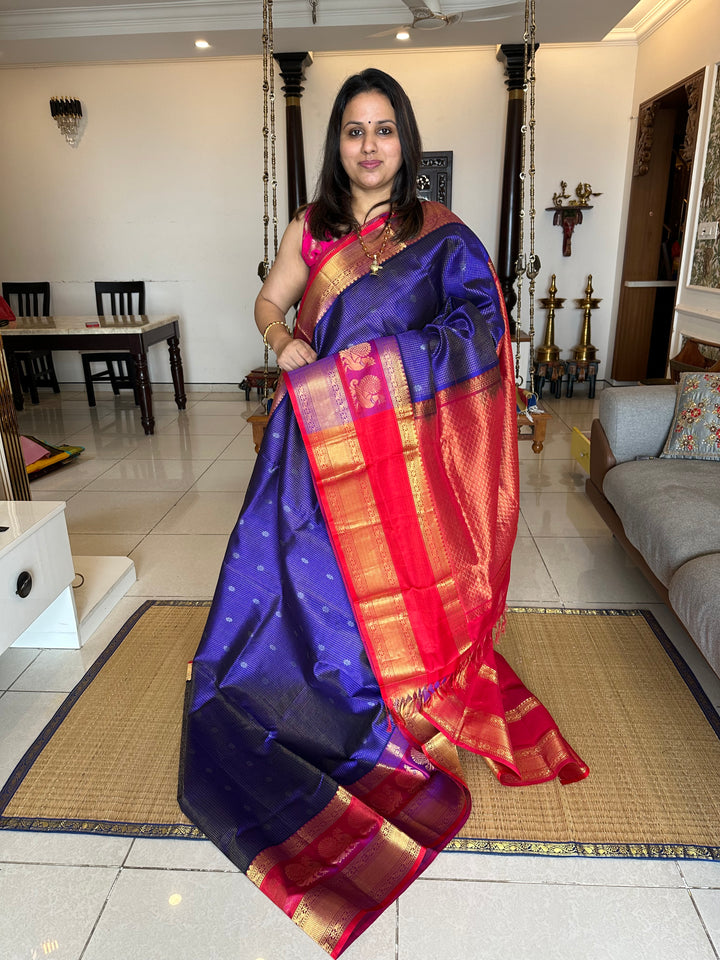 Blue with Red , One Side Big Peacock Motif Border , podi Kattam with Zari Motif in the body and Rich Pallu Korvai Silk Cotton Saree