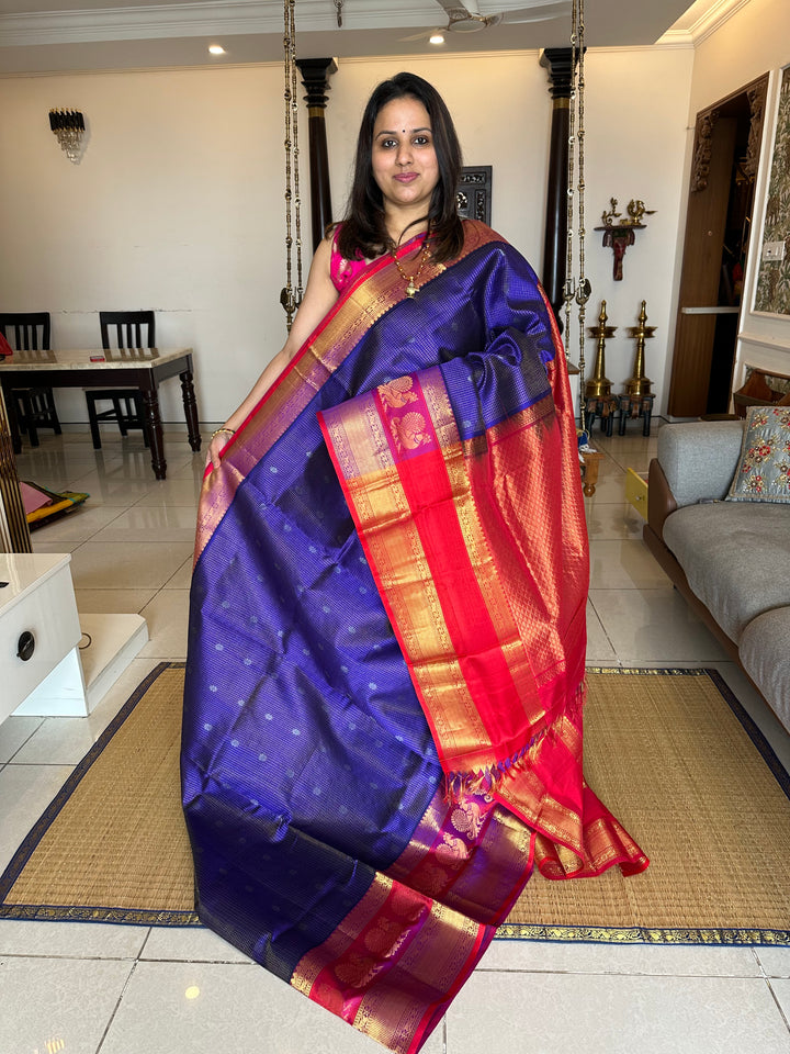 Blue with Red , One Side Big Peacock Motif Border , podi Kattam with Zari Motif in the body and Rich Pallu Korvai Silk Cotton Saree