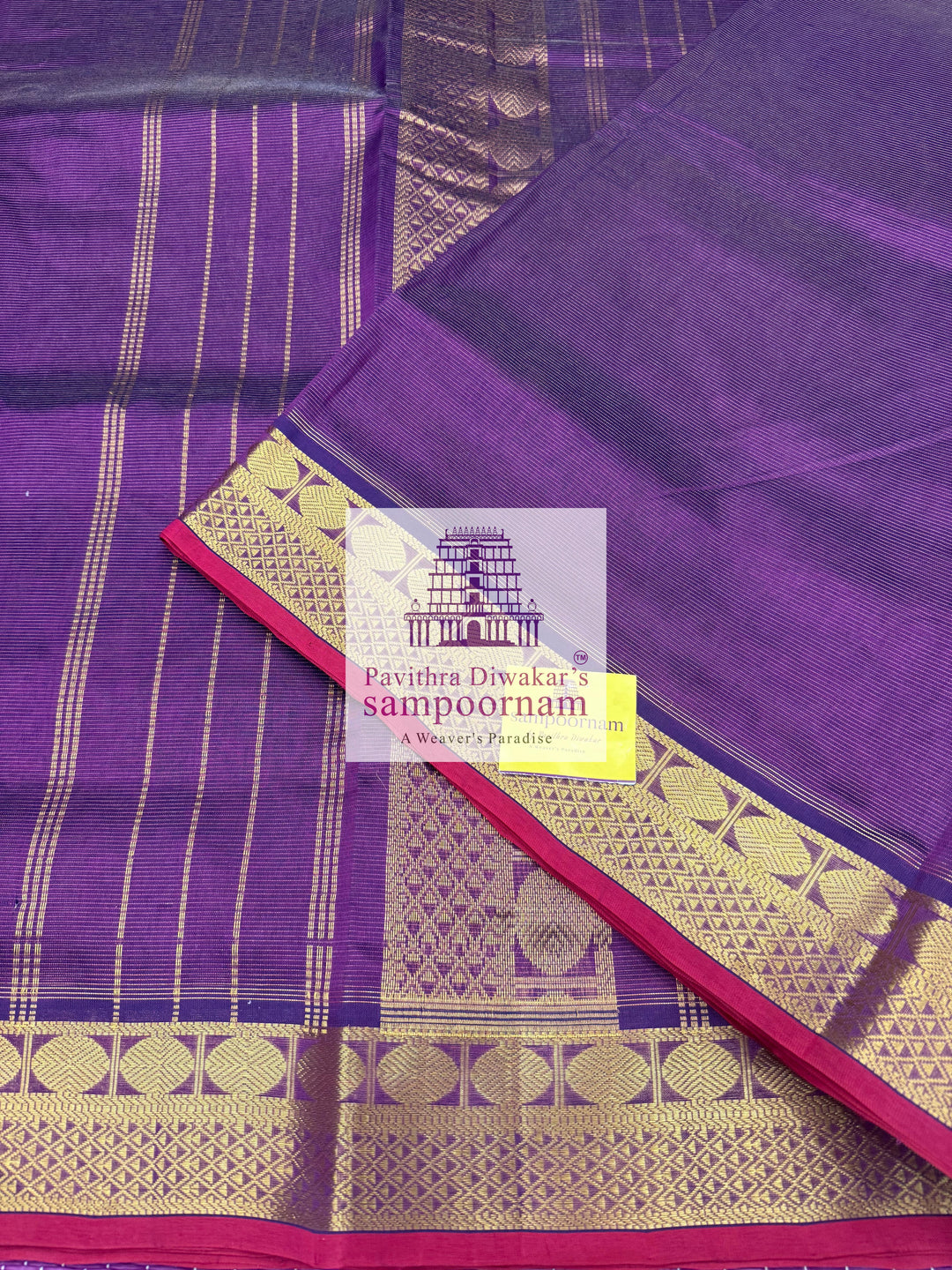 Vadamalli colour with red Selvedge with Vairaoosi Zari Lines in the body , traditional borders and rich Pallu ,Ten Yards Silk Cotton Saree