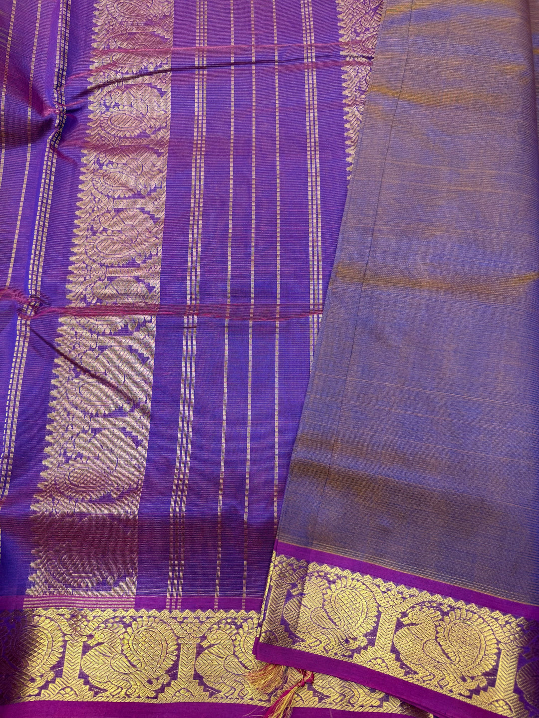 Double Shaded Lavender , Vairaoosi Zari Lines in the body  , Traditional border and Rich Pallu , 10 Yards  Pure Silk Cotton Saree