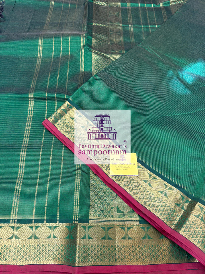 Green , Red Selvedge , Vairaoosi Zari Lines in the body , traditional borders and rich Pallu ,Ten Yards Silk Cotton Saree