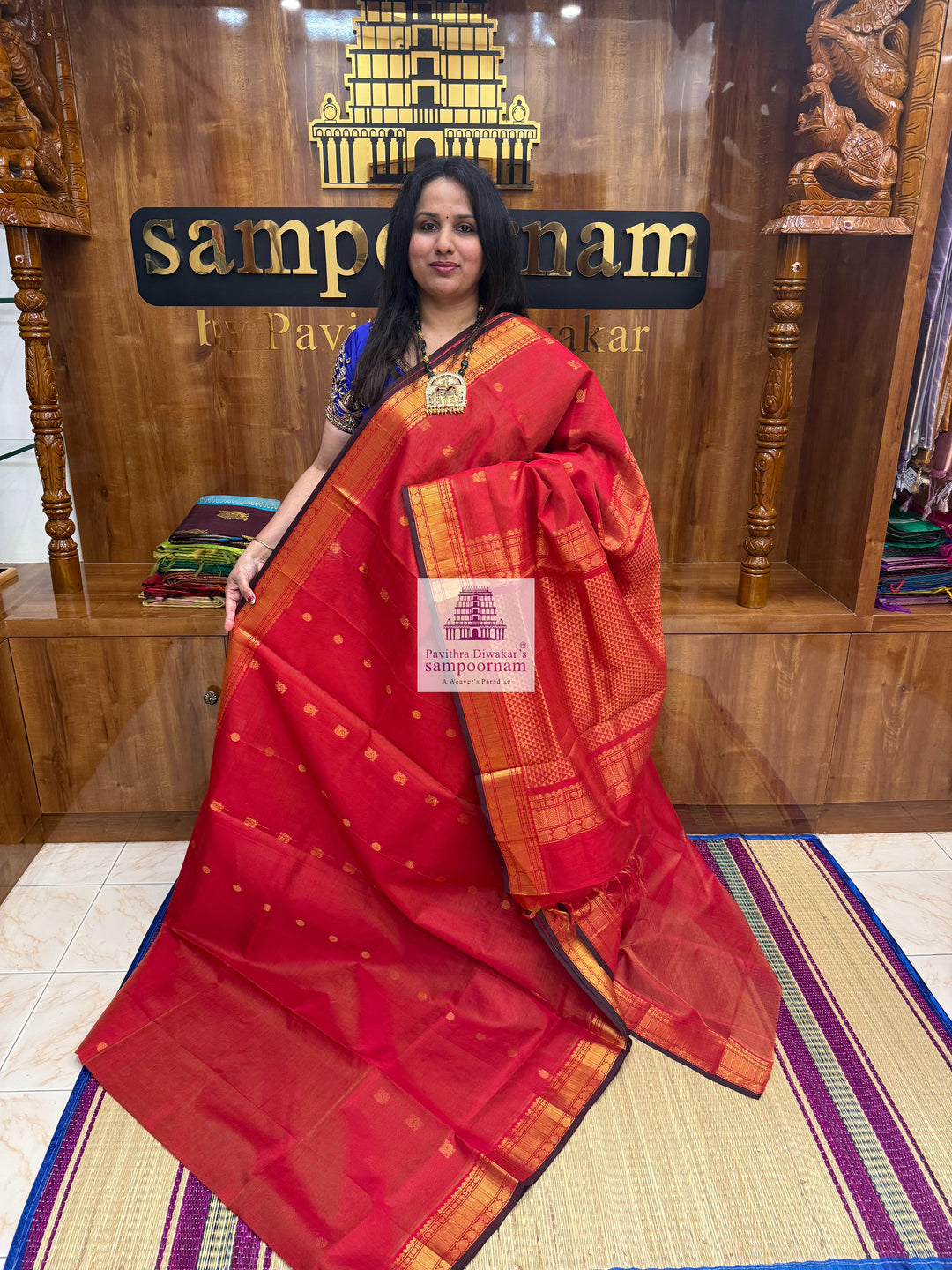 Classic Red , Maroon Selvedge , Annam  Zari Butta and  Vairaoosi Zari lines in the body , traditional borders and rich Pallu Silk Cotton Sarees