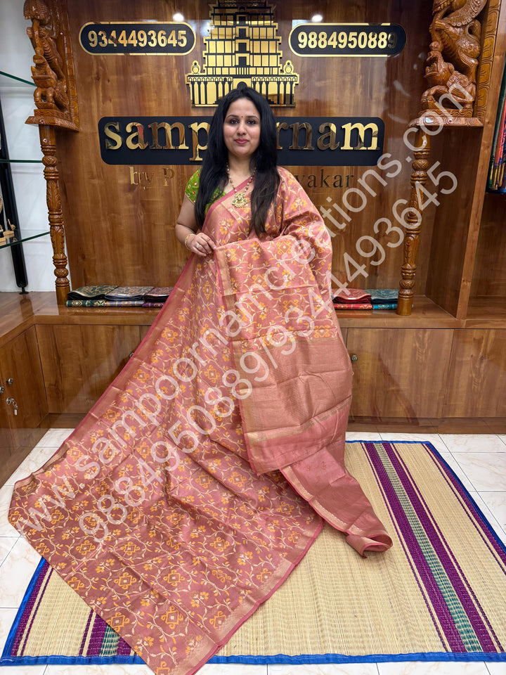 Light Mauve ,  Floral Prints in the body , tissue Pallu and Printed Blouse Semi Tussar Saree