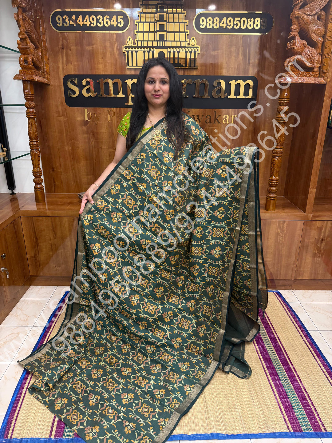 Green , Floral Prints in the body , tissue Pallu and Printed Blouse Semi Tussar Saree