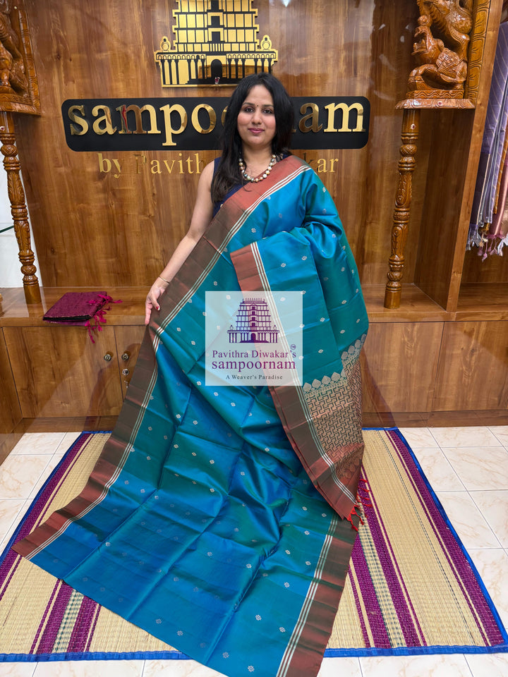 Ramar Green with Manthulir , rich Zari Butta in the body , Plain borders , rich Pallu Handloom Semi Soft Silk Saree